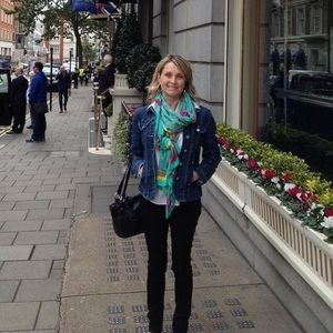 Meet your Posher, Sandy